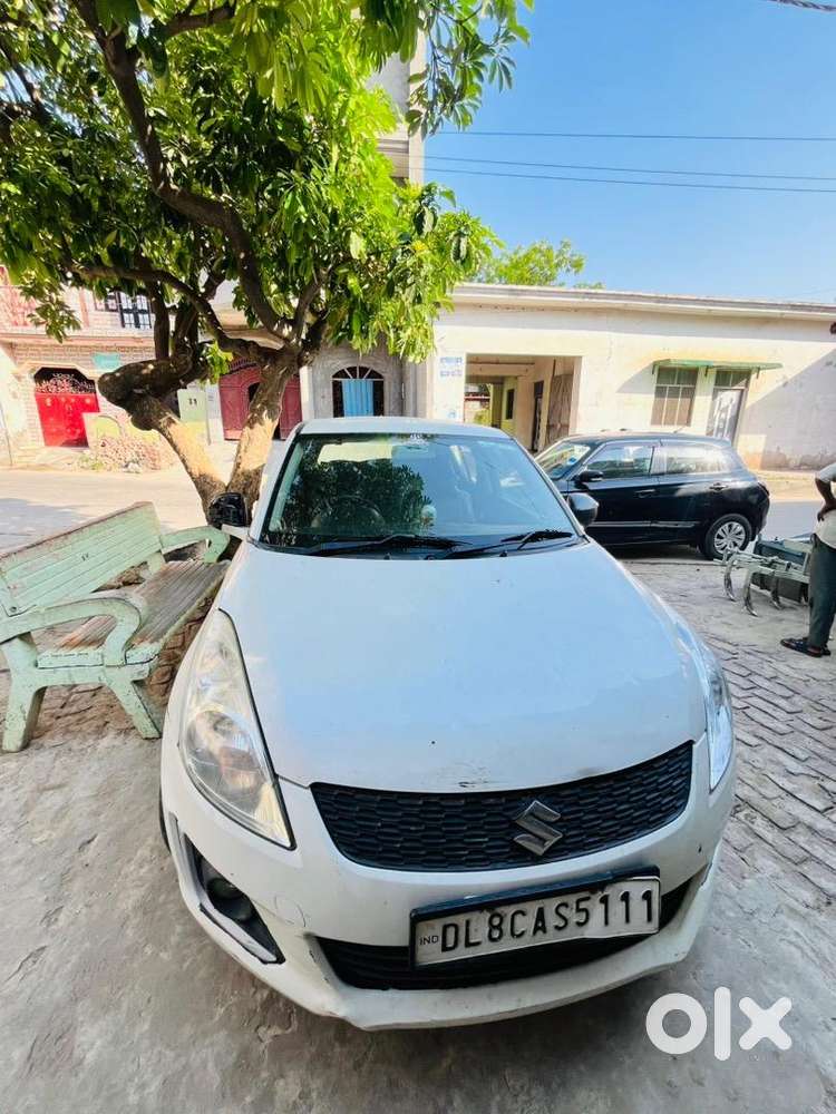 Maruti Suzuki Swift 2017 Cng & Hybrids 74500 Km Driven