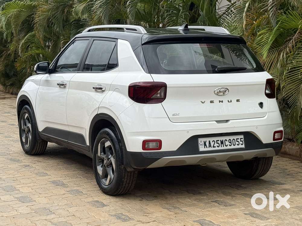 Hyundai Venue 1.5 Crdi Sx (o) Dual Tone, 2020, Diesel