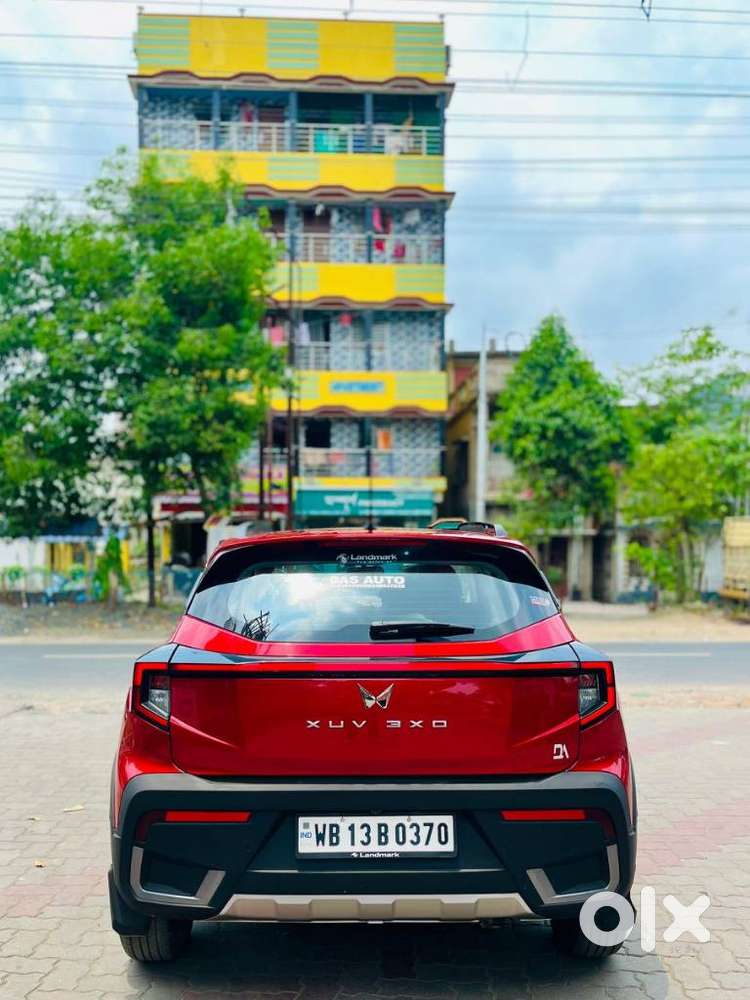 Mahindra Xuv 3xo Ax5 Pm Mt, 2024, Petrol