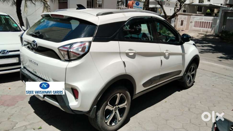 Tata Nexon 1.2 Revotron Xz Plus, 2022, Petrol