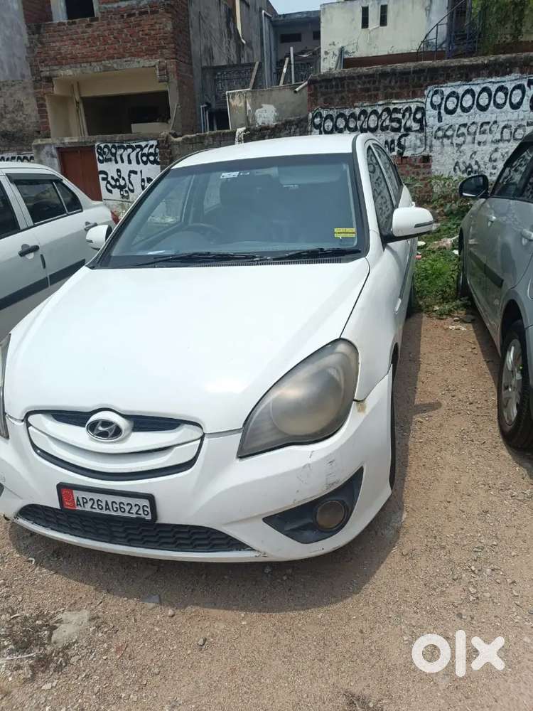 Hyundai Verna 2010