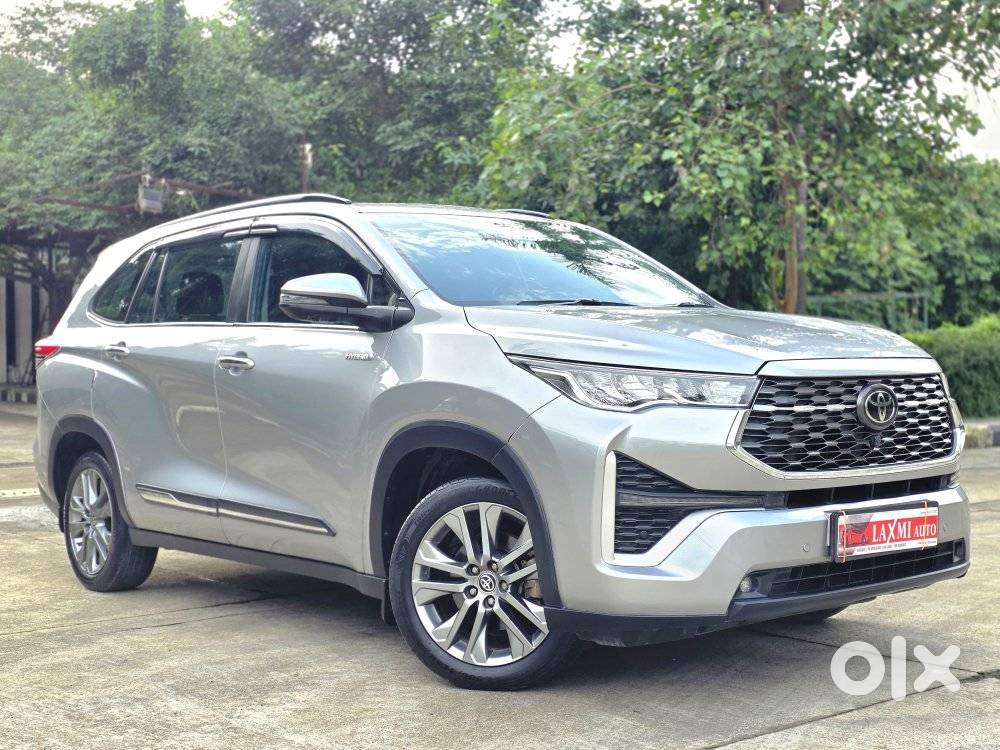 Toyota Innova Hycross 2.0 Zx (o) Hybrid 7 Str, 2024, Petrol