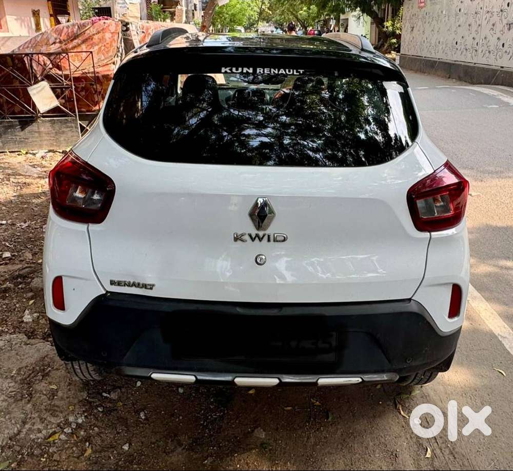 Renault Kwid Climber 1.0 Easy-r Amt (dual Tone White & Black) - 2022
