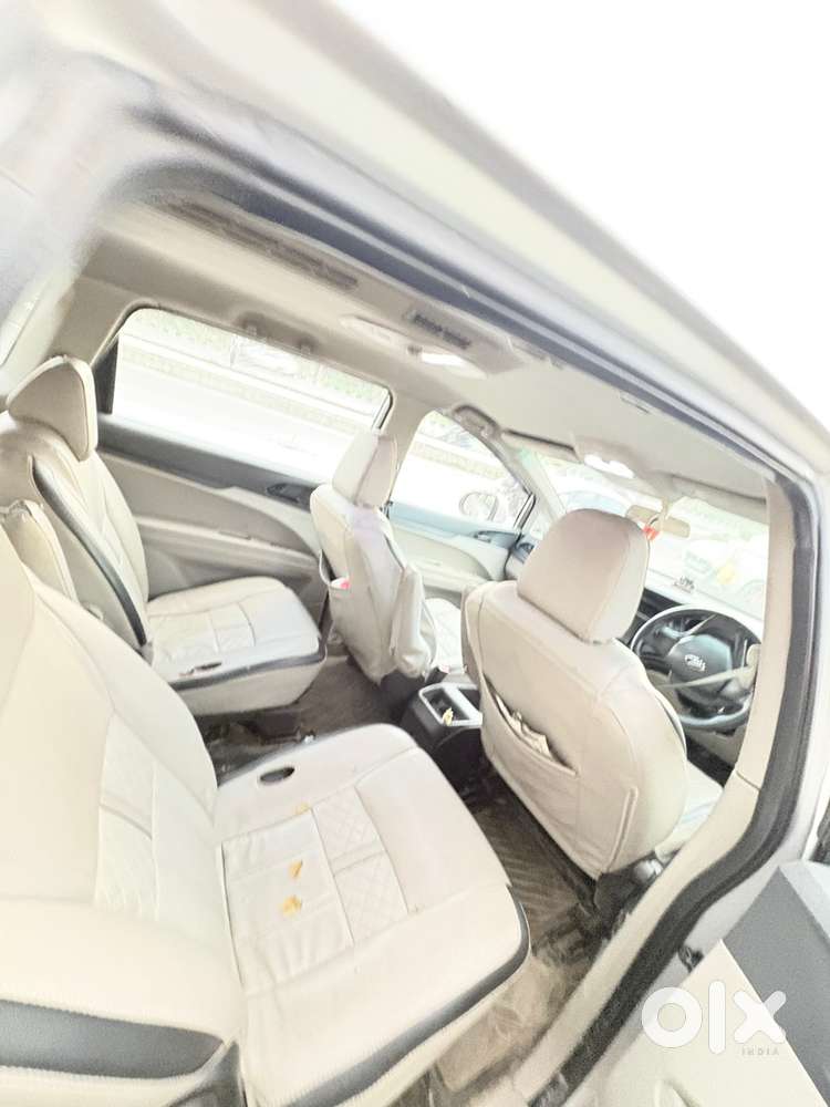 Mahindra Marazzo Diesel 2020