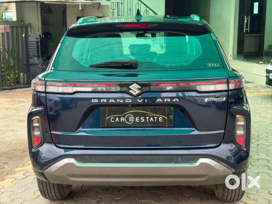 Maruti Suzuki Grand Vitara 1.5 Alpha Plus Intelligent Hybrid Ecvt, 2..