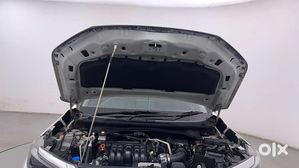 Honda Elevate V Mt, 2023, Petrol