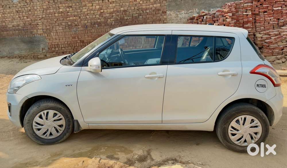 Maruti Suzuki Swift 2017 Vxi Optional Petrol