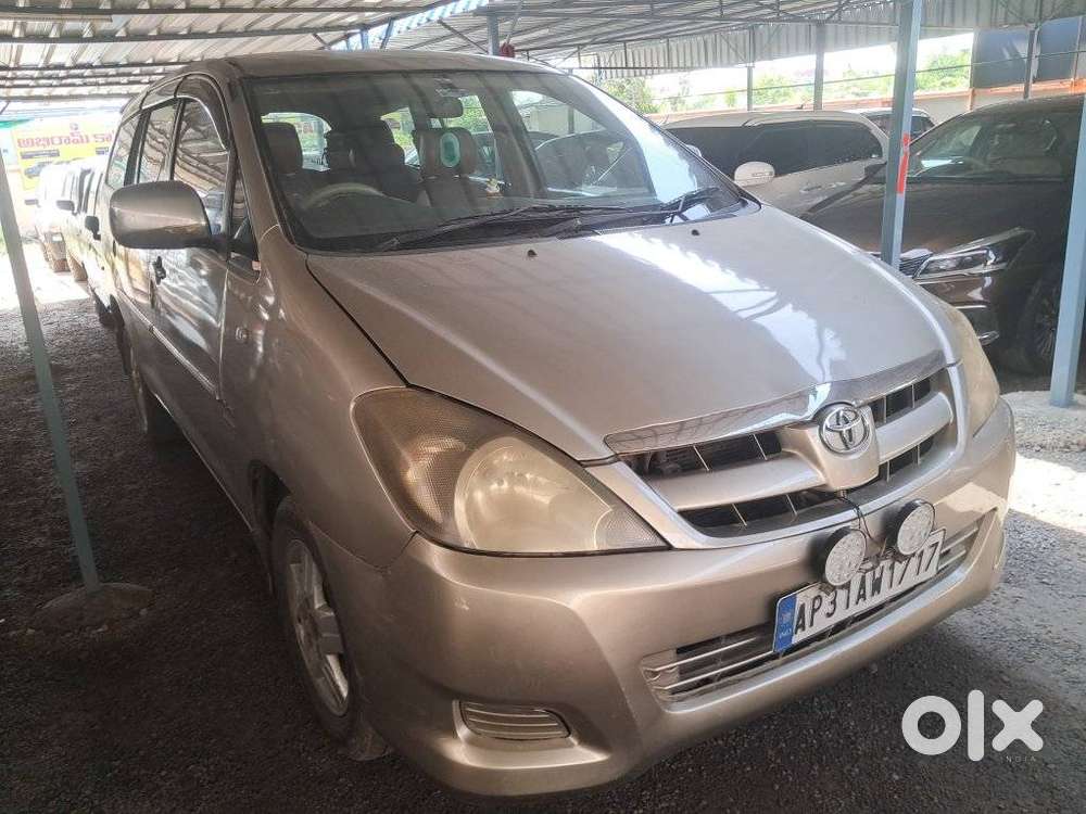 Toyota Innova 2.5 V 7 Str, 2007, Diesel