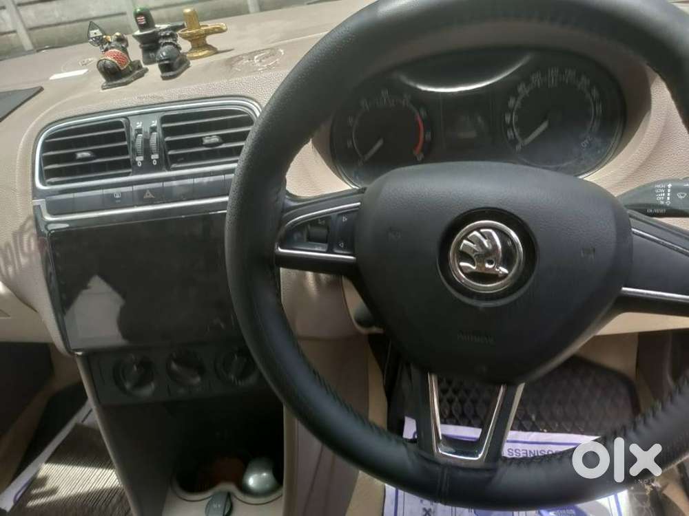 Skoda Rapid 1.6 Mpi Ambition, 2016, Petrol