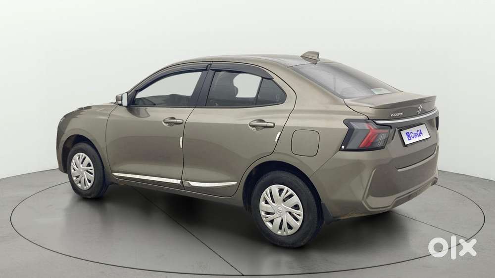 Maruti Suzuki Swift Dzire Amt Vxi, 2025, Petrol