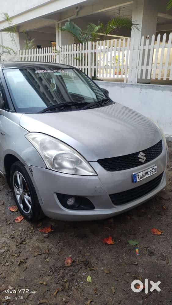 Maruti Suzuki Swift Vxi Optional, 2012, Petrol