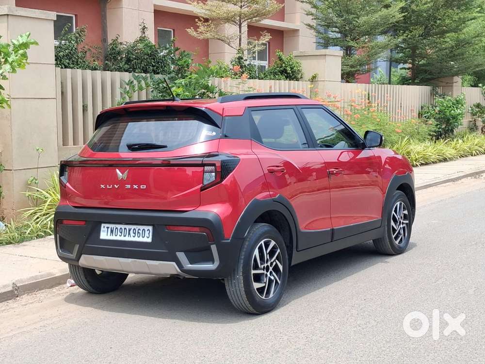 Mahindra Xuv 3xo Ax5 Pm Mt, 2025, Petrol