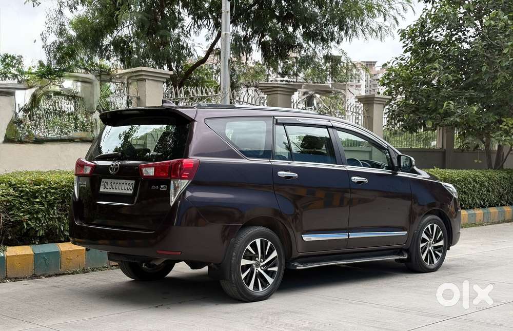 Toyota Innova Crysta 2.8 Zx Automatic 7 Str, 2022, Diesel