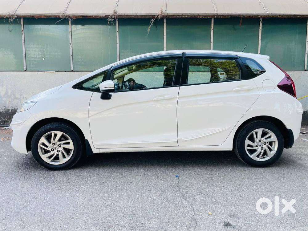 Honda Jazz V Cvt, 2017, Petrol