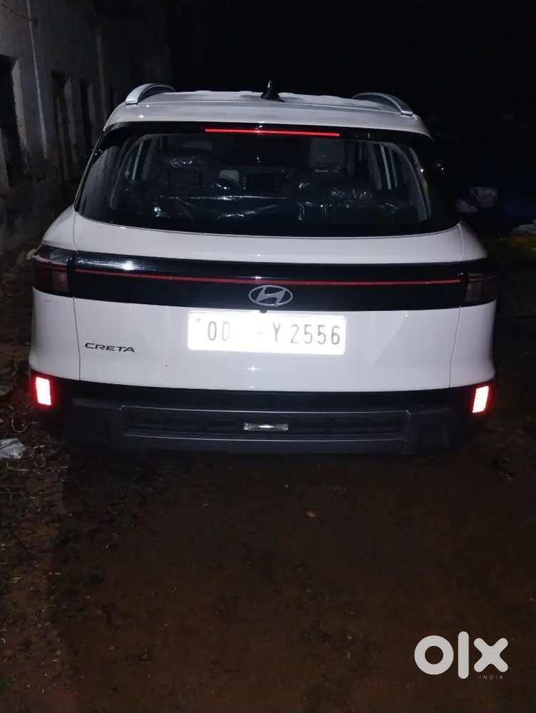 Hyundai Creta Facelift 2025 Petrol 2500 Km Driven