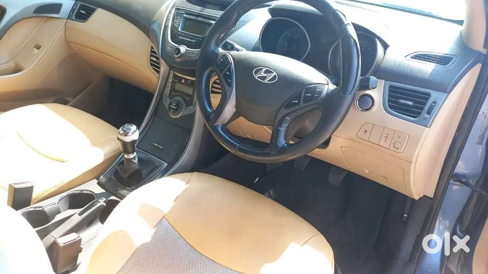 Hyundai New Elantra Mt 2013 Milage 20+