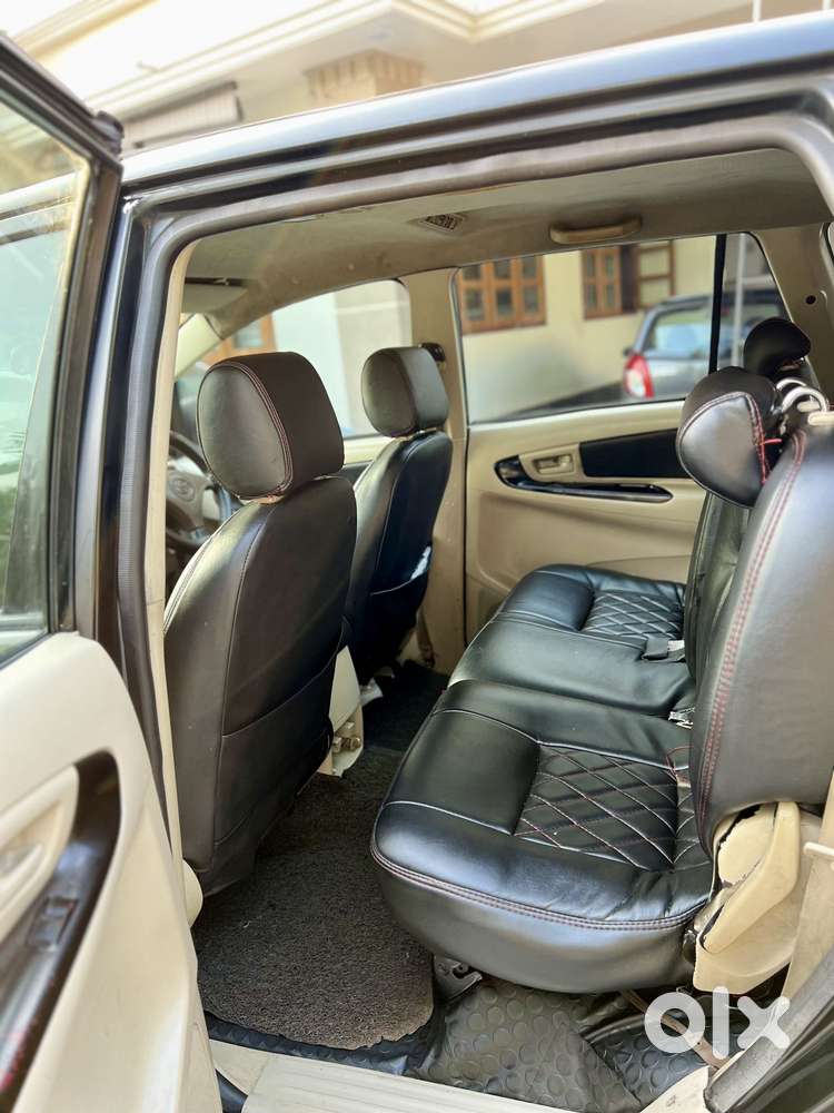 Toyota Innova 2004-2011 2.5 E, 2008, Diesel