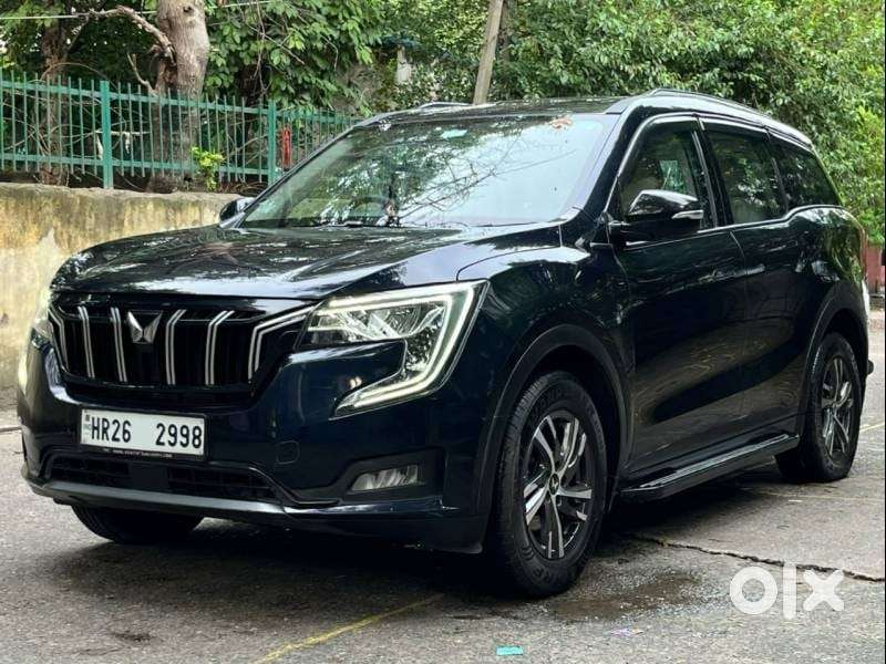 Mahindra Xuv700 2.0 Ax 5 Petrol Mt 7 Str, 2024, Petrol
