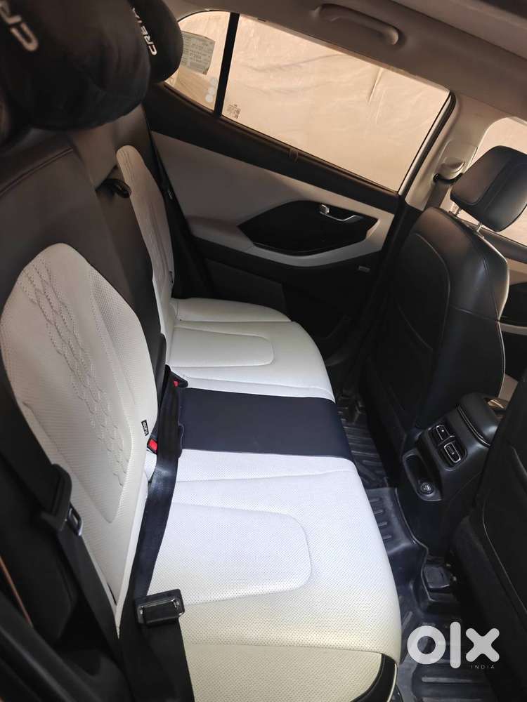 Top-end Hyundai Creta Sxo Diesel Manual (dec 2022) For Sale