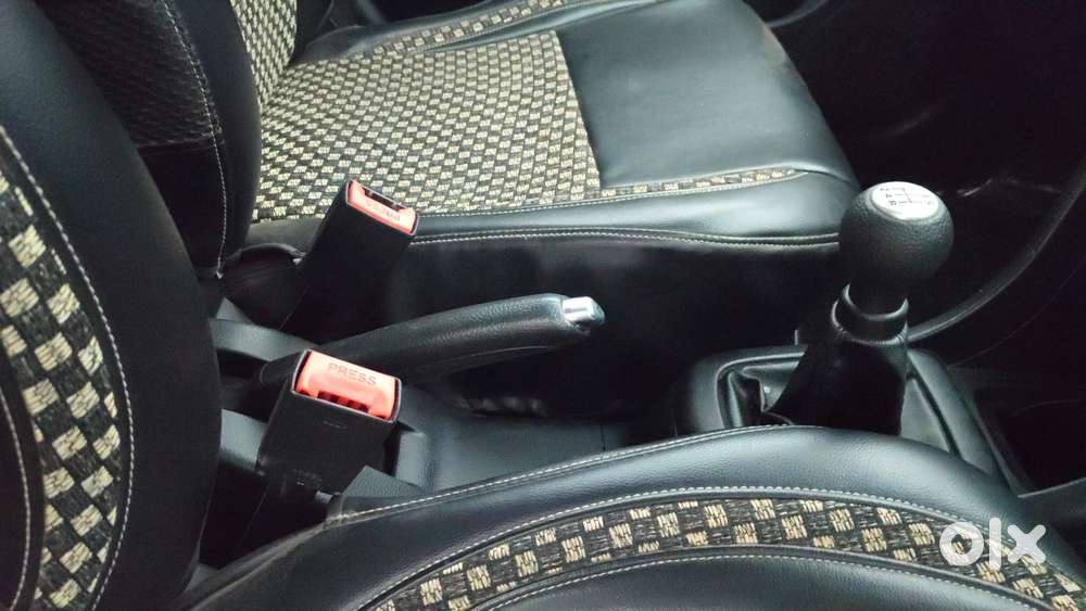 Maruti Suzuki Swift Zxi, 2013, Petrol