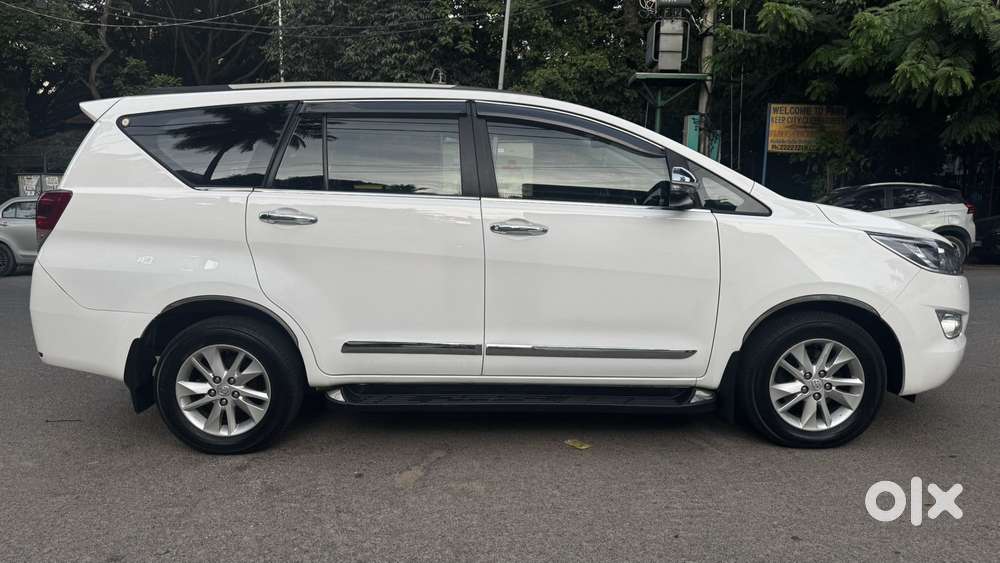 Toyota Innova Crysta 2.4 Gx Mt 8s, 2020, Diesel