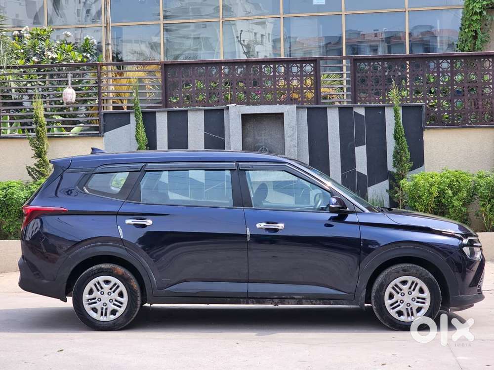Kia Carens G 1.5 6mt Premium (o) 7-seater, 2024, Petrol