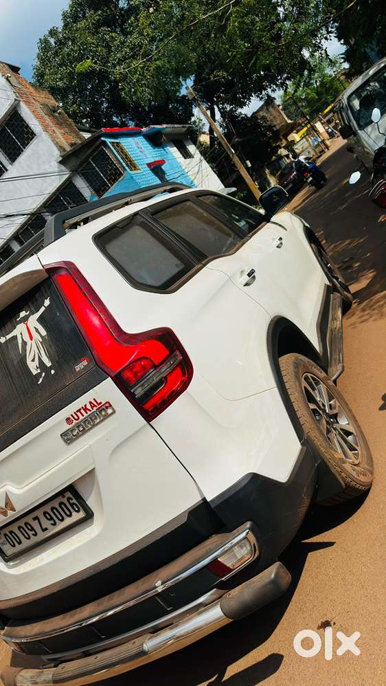 Mahindra Scorpio-n Petrol Manual 2025