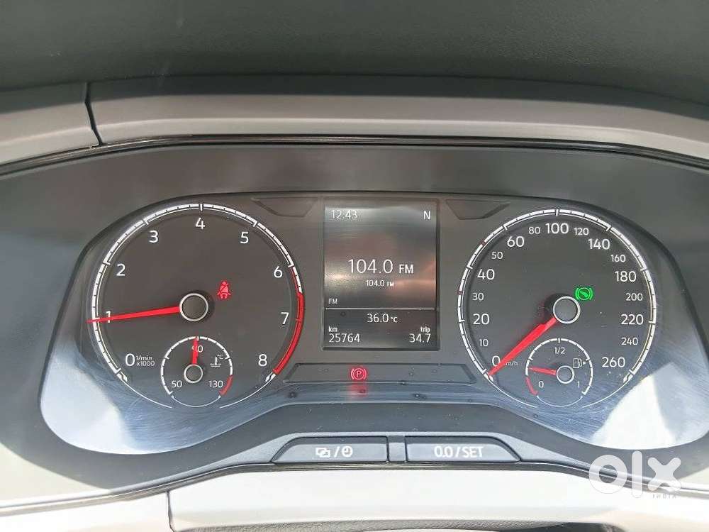 Volkswagen Taigun 1.0 Tsi Highline At, 2021, Petrol