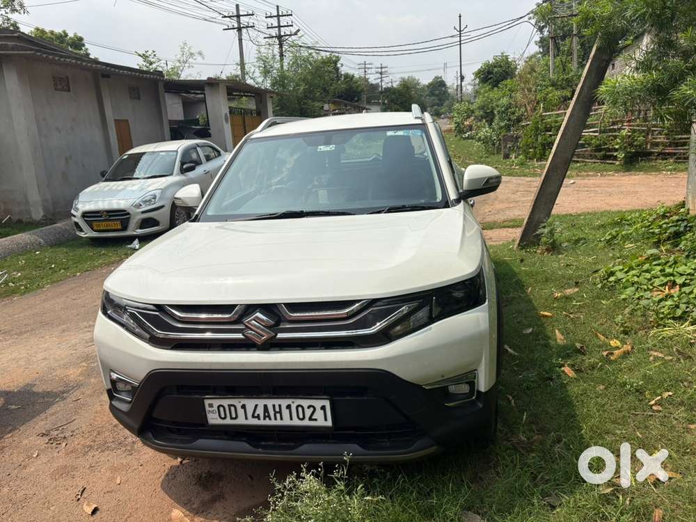 Maruti Suzuki Brezza Petrol Manual Lxi 2024