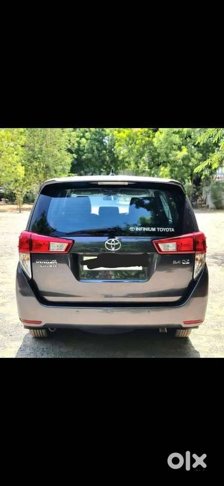 Toyota Innova Crysta