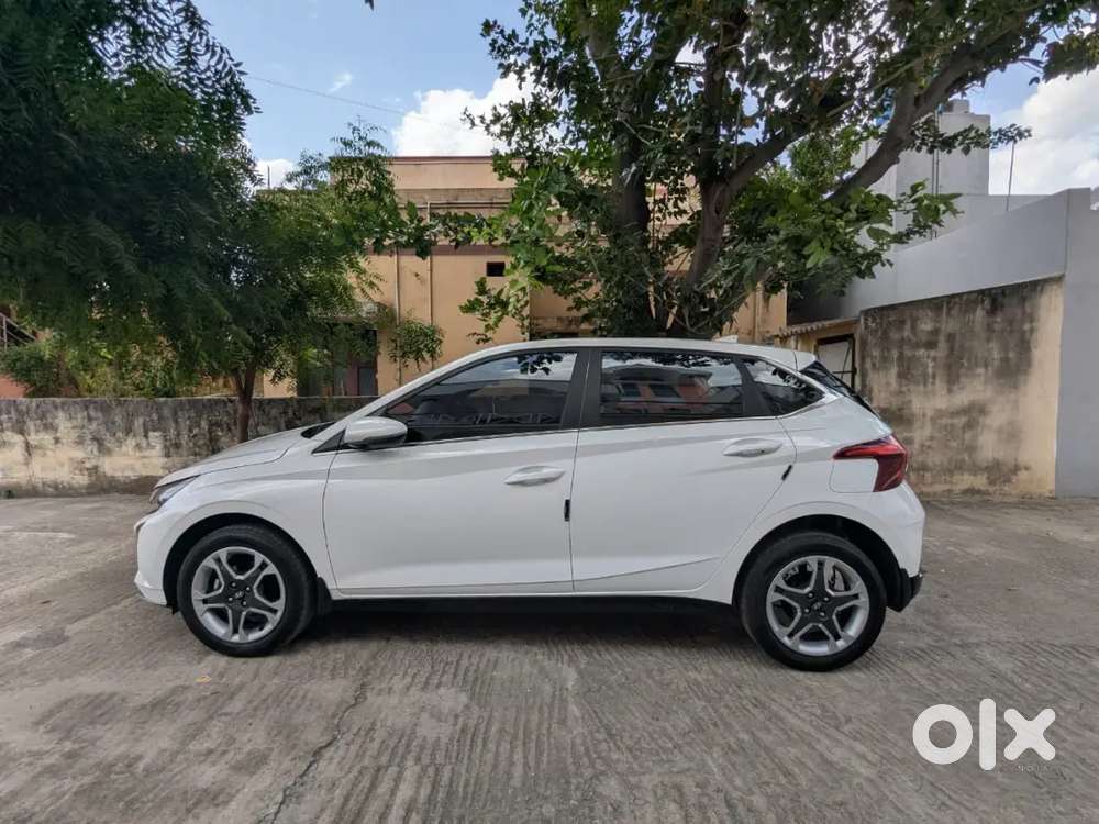 Hyundai I20 Sportz Petrol Manual 2025