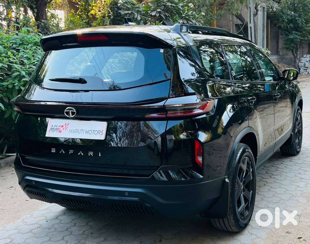 Tata Safari Adventure X Plus 7 Str Dark Edition At, 2024, Diesel