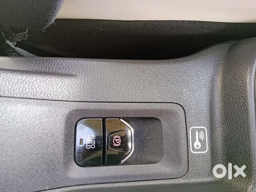 Mahindra Thar Roxx Ax7 L Diesel At 2wd, 2025, Diesel