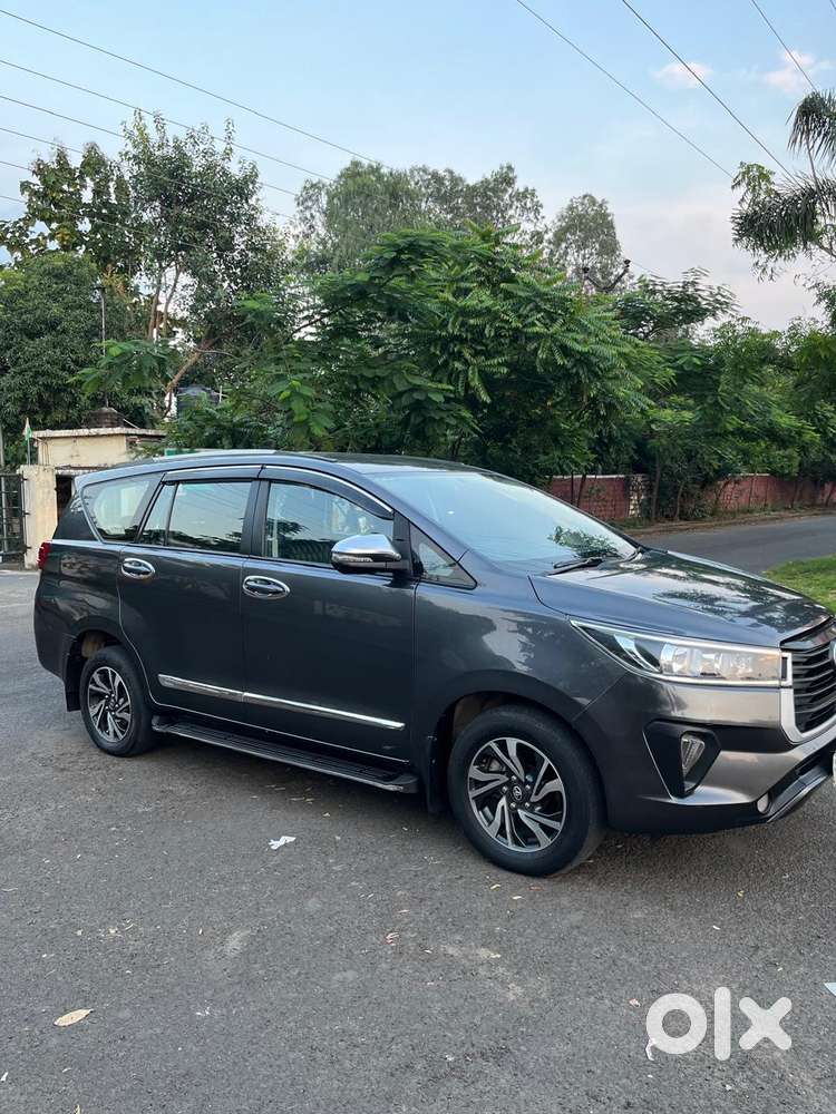 Toyota Innova Crysta 2.4 G Mt 8s, 2021, Diesel