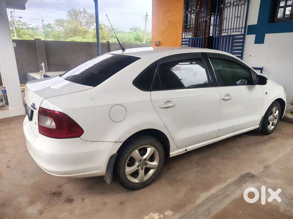 Skoda Rapid 2014 Diesel 133000 Km Fourth