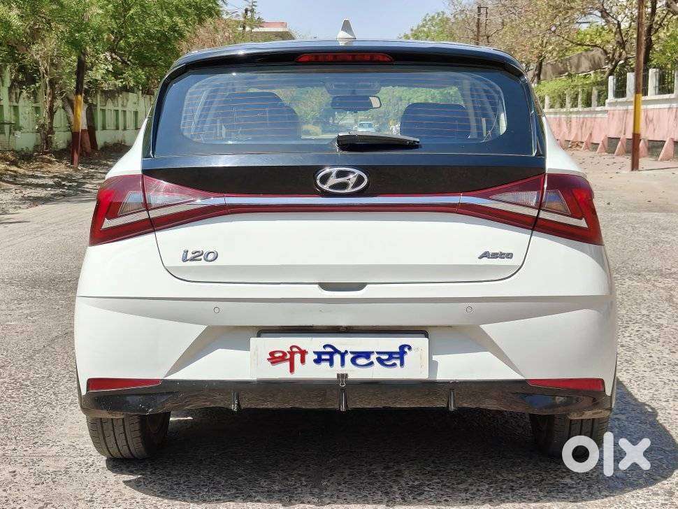 Hyundai I20 Asta (o) 1.2 Ivt, 2021, Petrol