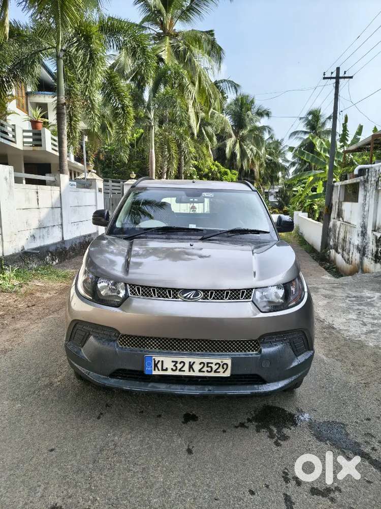 Mahindra Kuv 100 2016 Petrol Good Condition