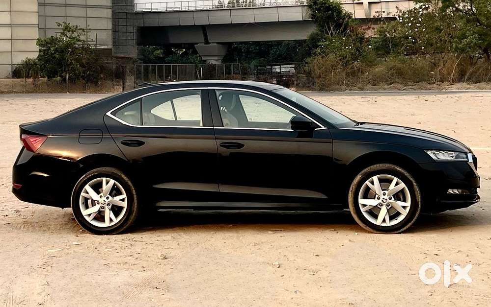 Skoda Octavia 1.8 Tsi At Style, 2021, Petrol
