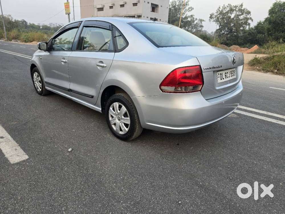 Volkswagen Vento 2010-2013 Petrol Comfortline, 2011, Petrol