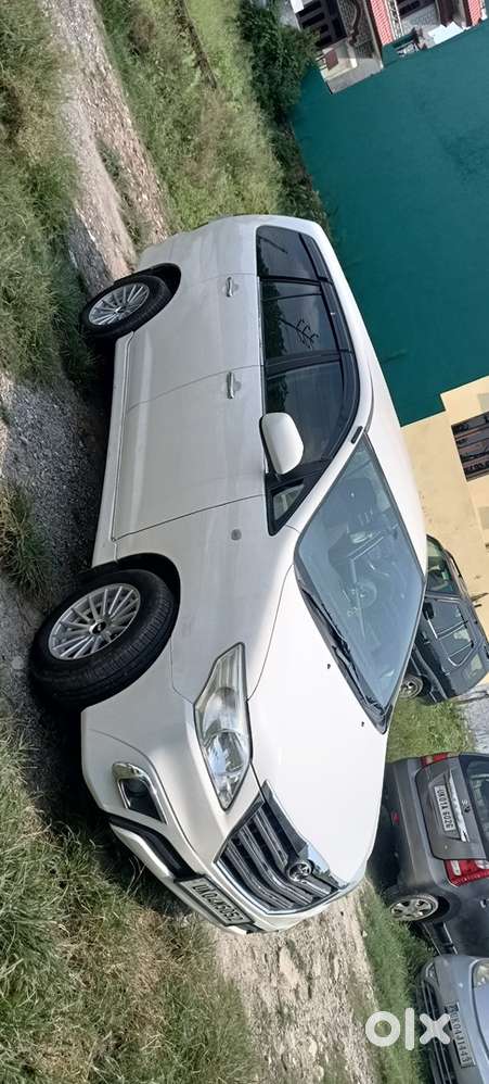 Toyota Innova Diesel 2012