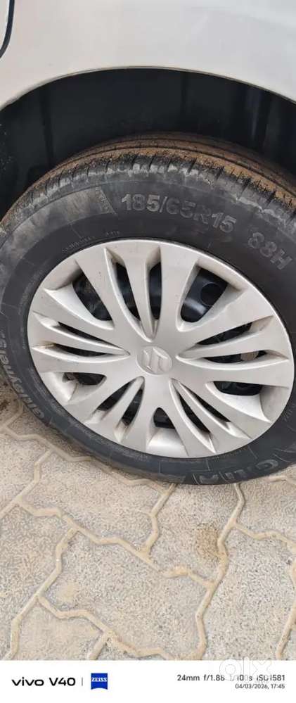 Ertiga 1.4 Vxi Abs Maruti Suzuki 2015