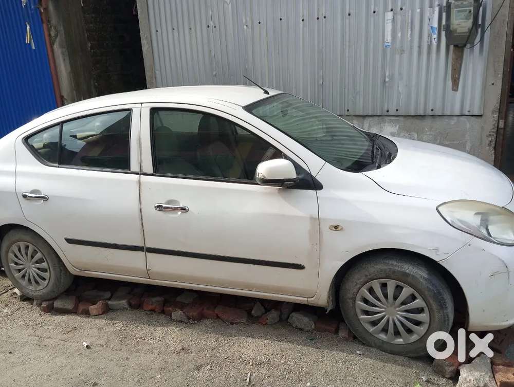 Nissan Sunny Petrol 2nd 2012