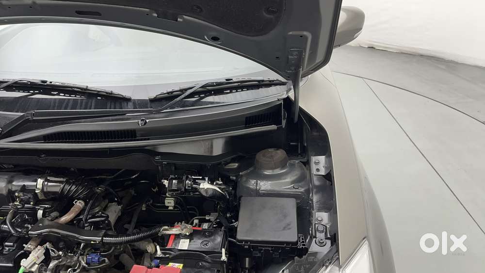 Maruti Suzuki Dzire 1.2 Vxi, 2024, Petrol