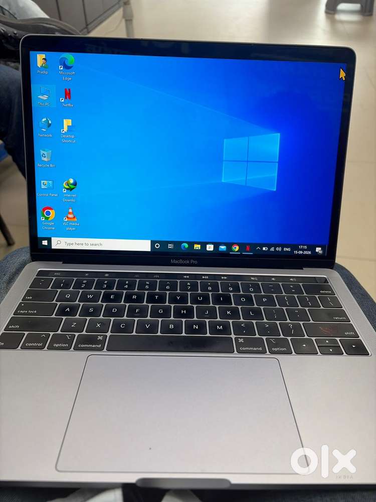 Macbook pro 13 inch 2019 model