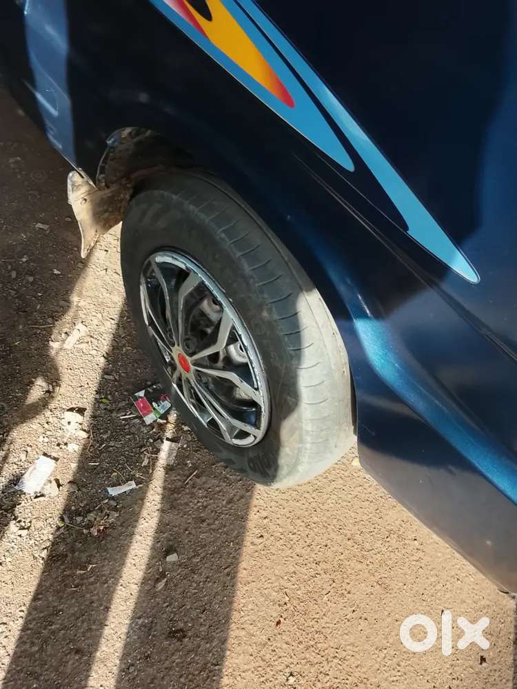 Maruti Suzuki Omni 2010
