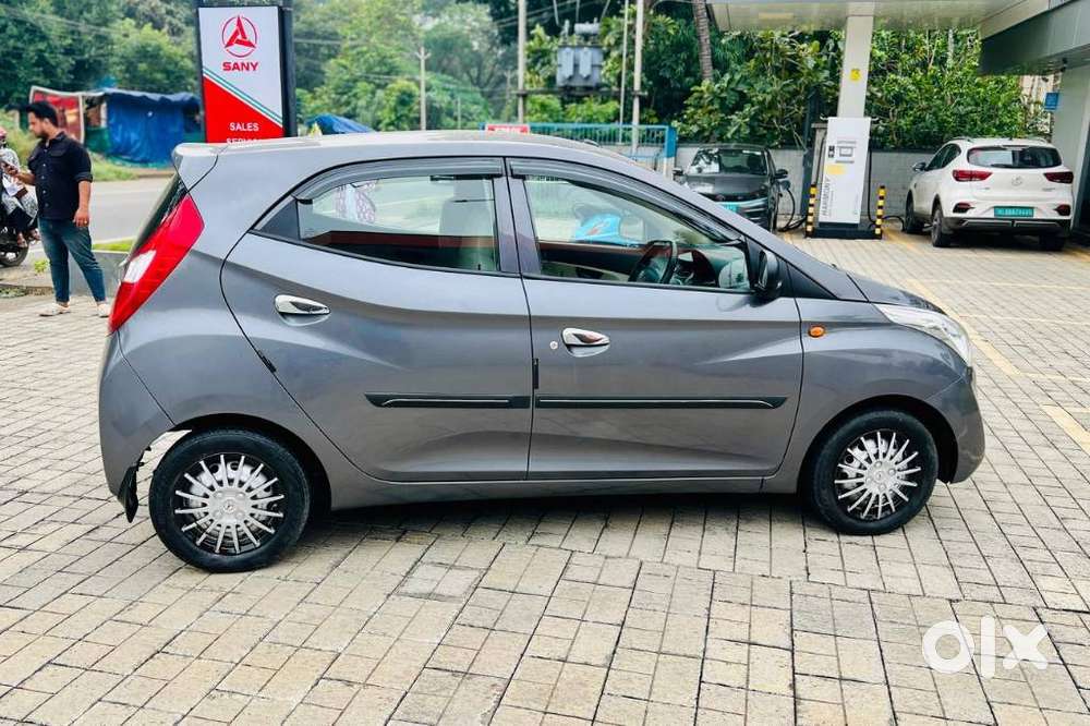 Hyundai Eon Era Plus Option, 2017, Petrol