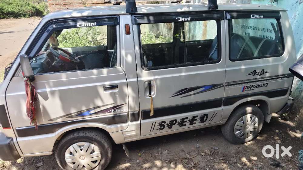 Maruti Suzuki Omni 2018 Petrol 64000 Km Driven