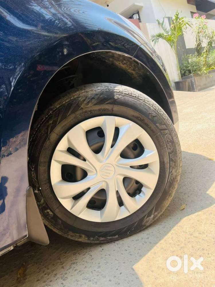 Maruti Suzuki Swift Vxi + Manual, 2023, Cng & Hybrids