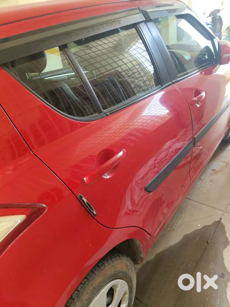 Maruti Suzuki Swift 2015 Petrol Well Maintained