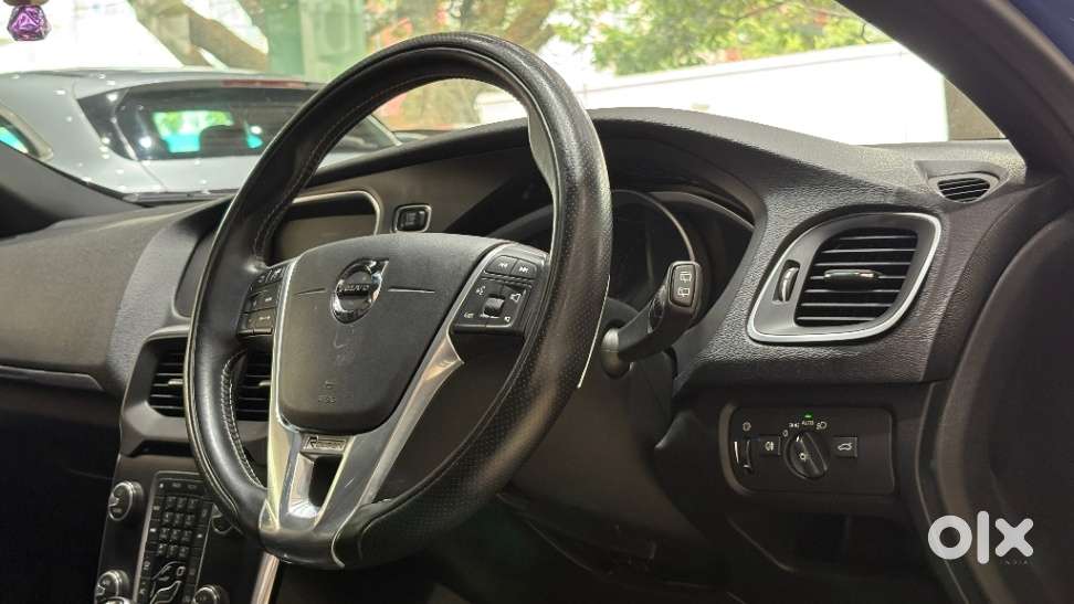 Volvo V40 D3 R Design, 2017, Diesel